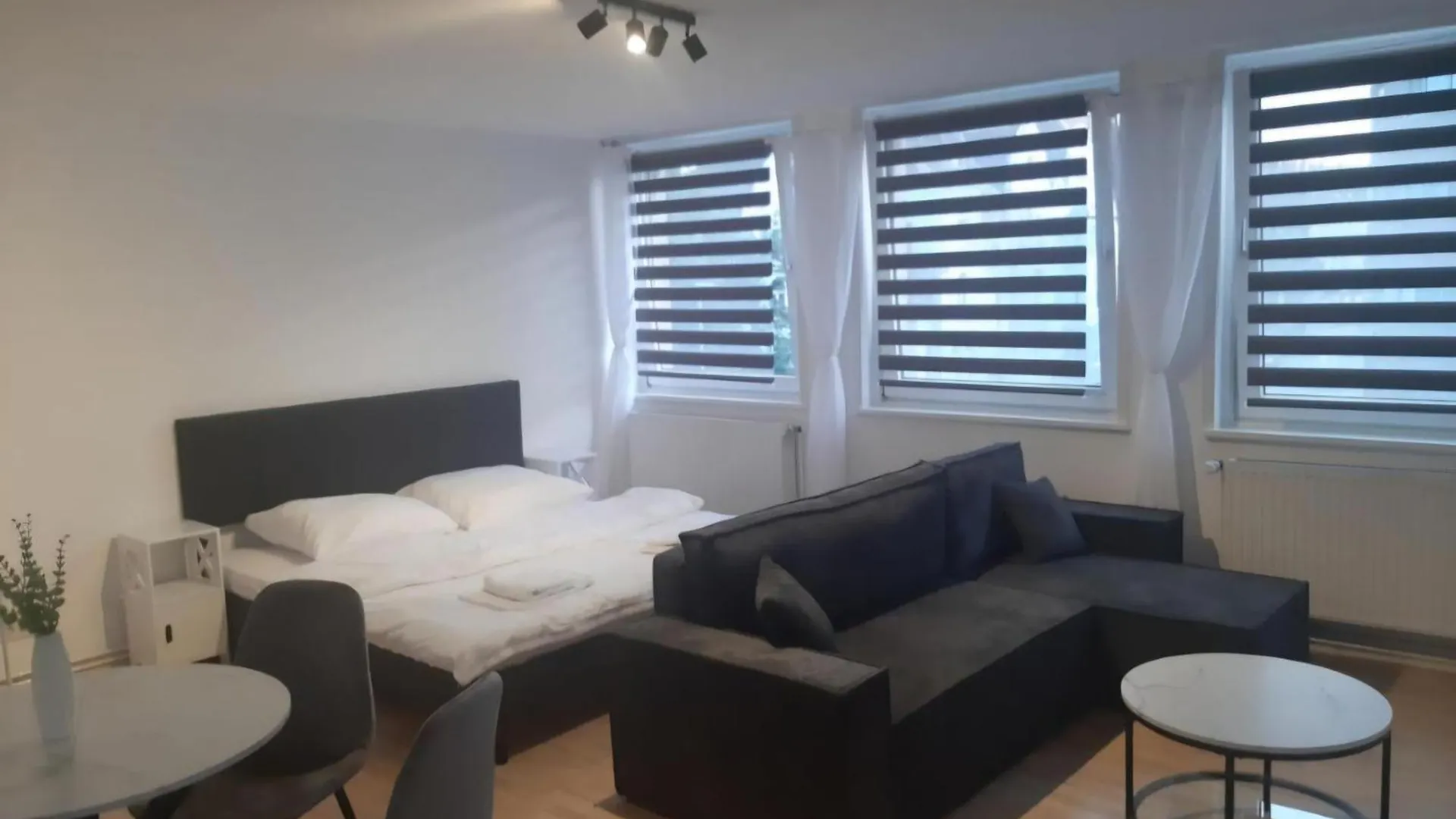 Schoene Wohnung In Attraktiver Lage هانوفر